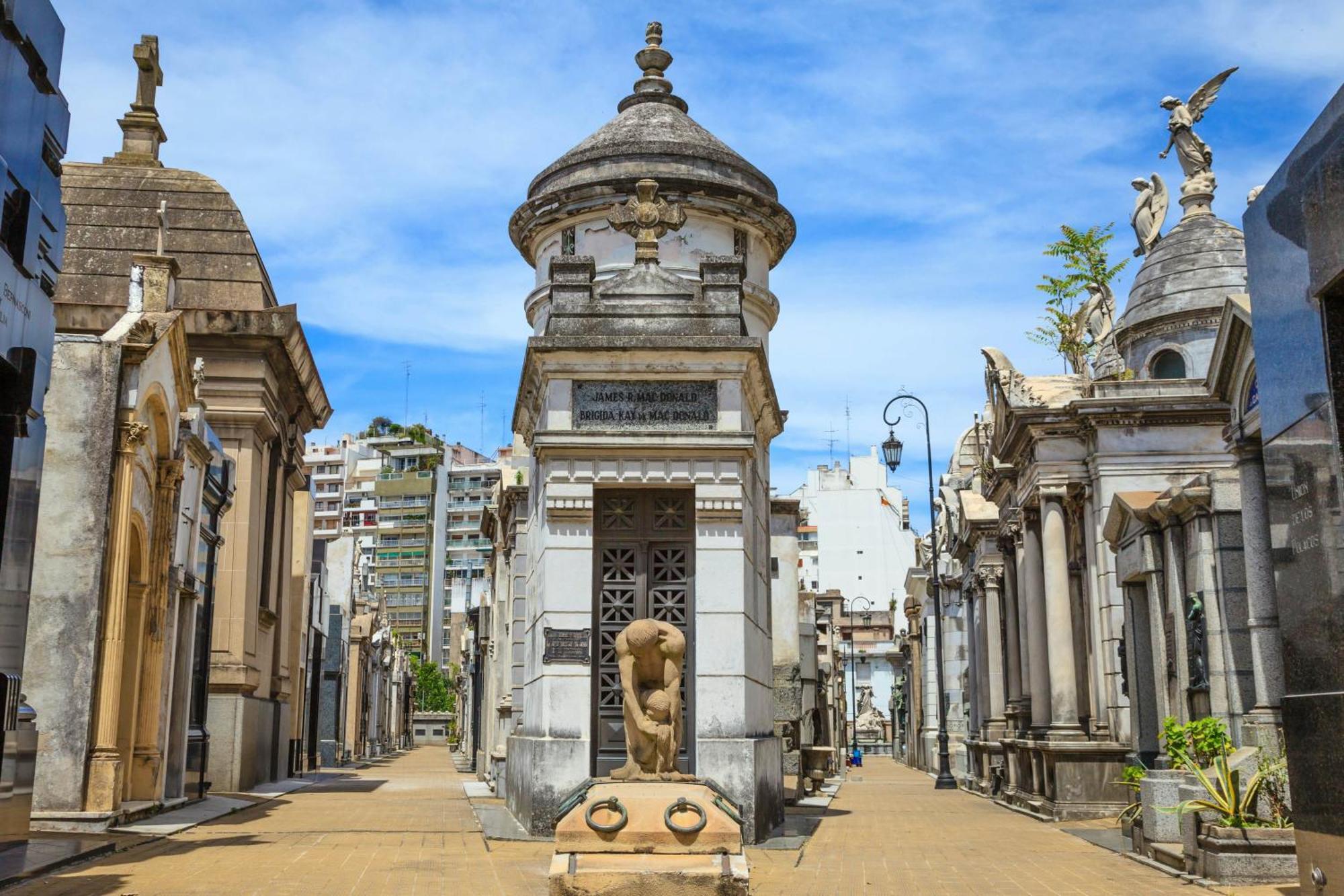 Recoleta De Ensuenos Buenos Aires